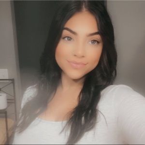 Meet your Posher, Kaitlyn